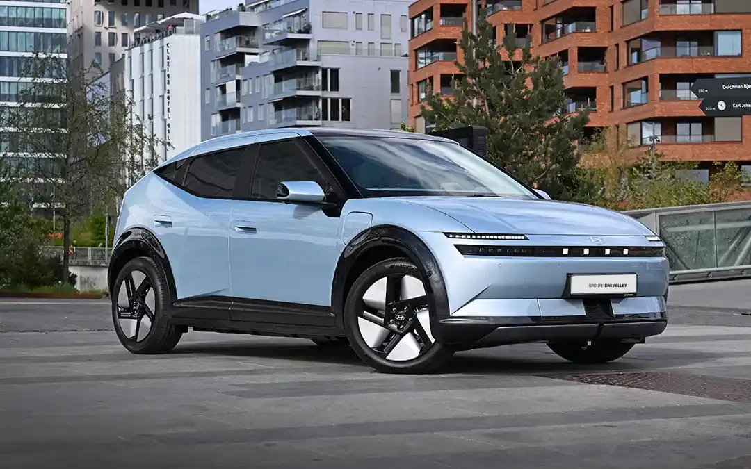 Vue 3/4 avant du hyundai IONIQ 3 Groupe Chevalley