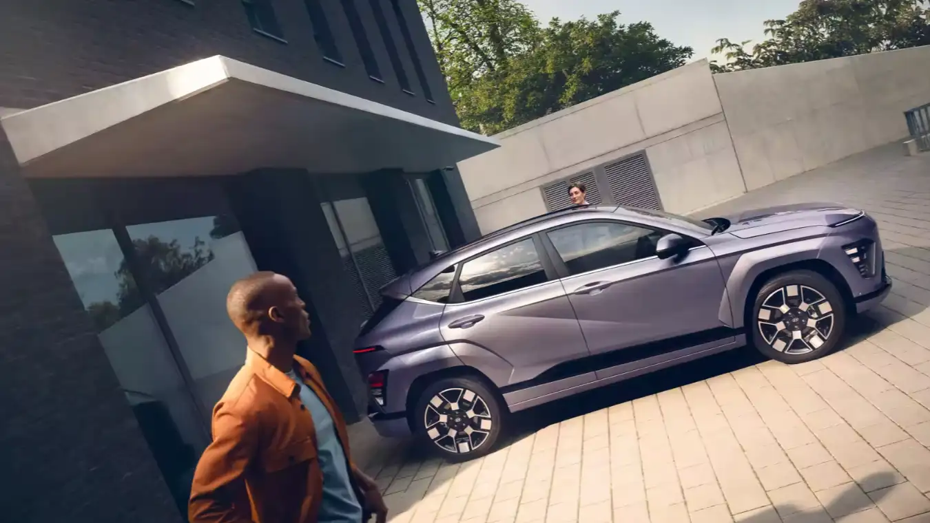 Hyundai Chevalley - Kona vue avant penché