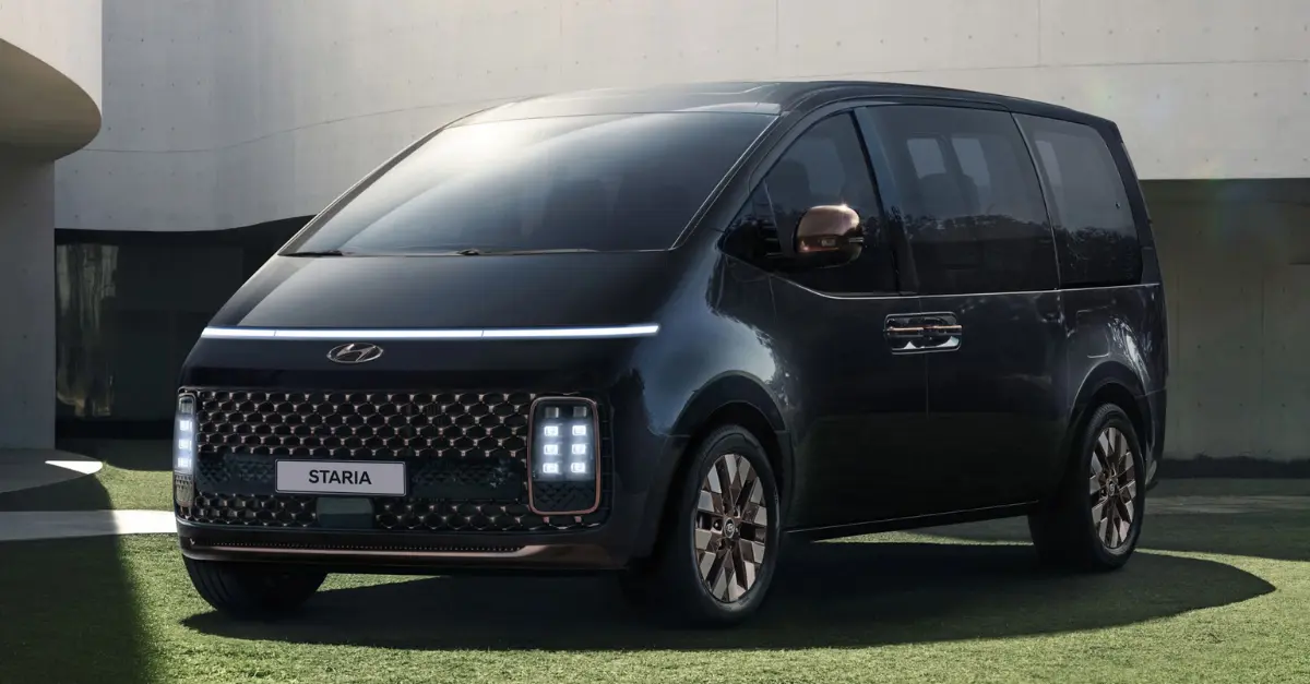 Hyundai Chevalley - Staria extérieur