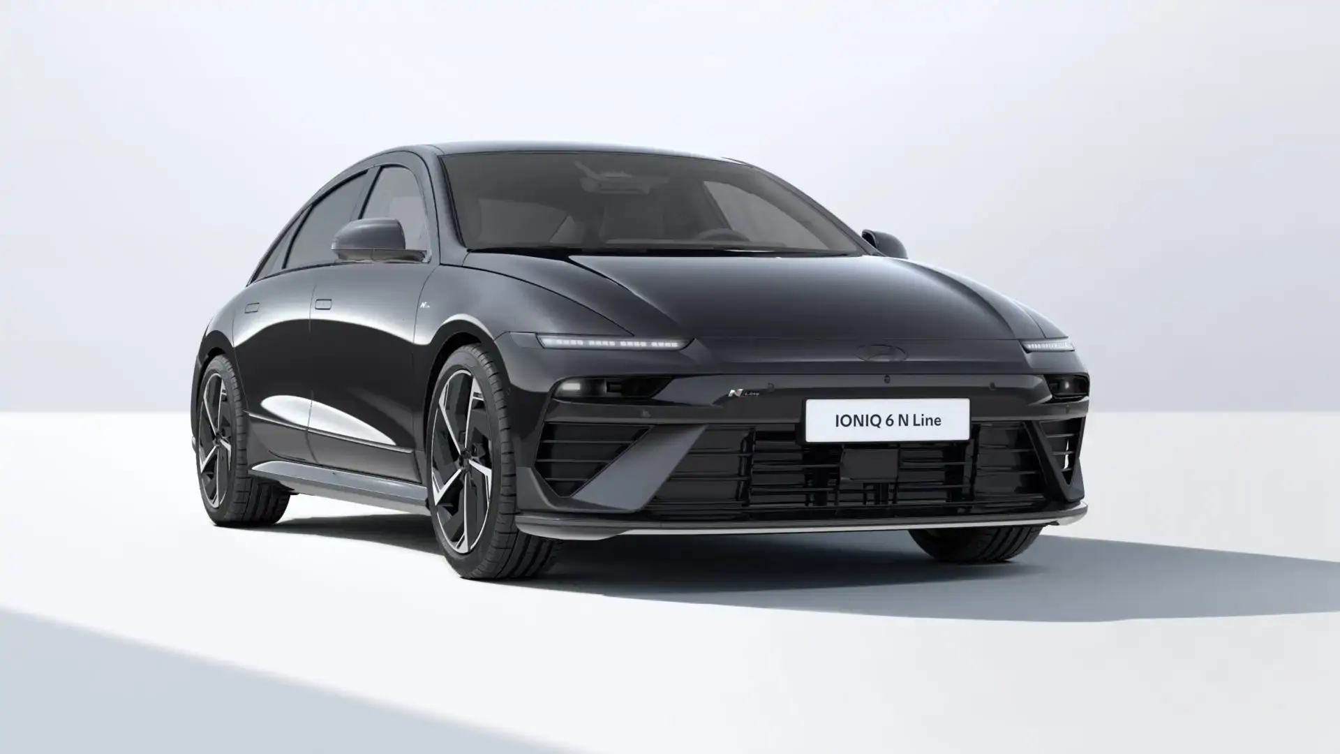 Photo Hyundai Ioniq 6 N-LINE 84 kWh Sunroof 4WD MY26