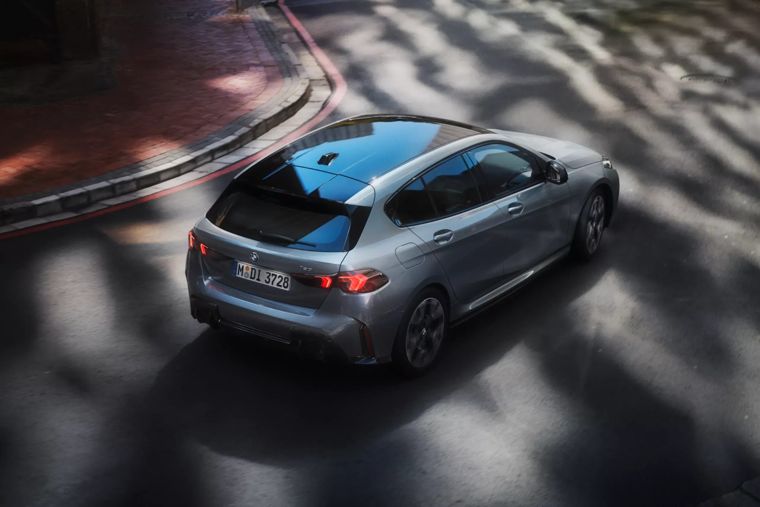 LA BMW SERIE 1 : LA COMPACTE SPORTIVE DE RÉFÉRENCE.