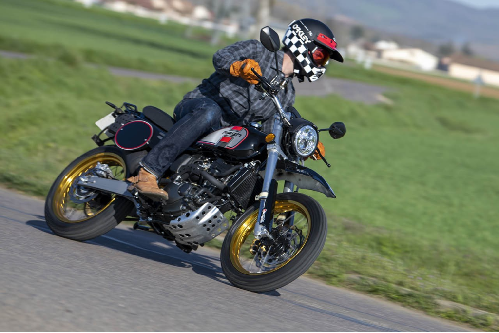 Mash X-Ride 125 2026