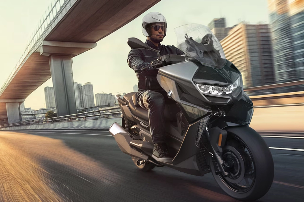 bmw_motorrad_c_400_gt_banner_979181771.webp
