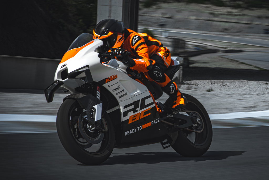ktm_01_banner_470284048.webp_20260724112641.webp