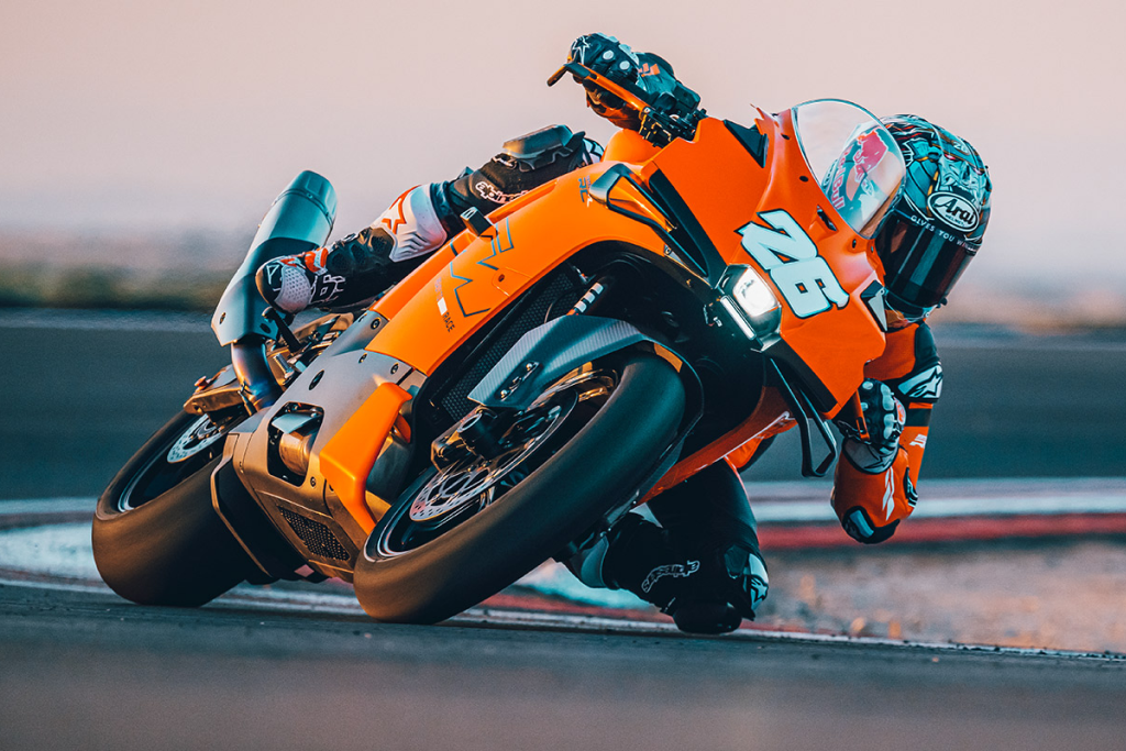2026 KTM 990 RC R