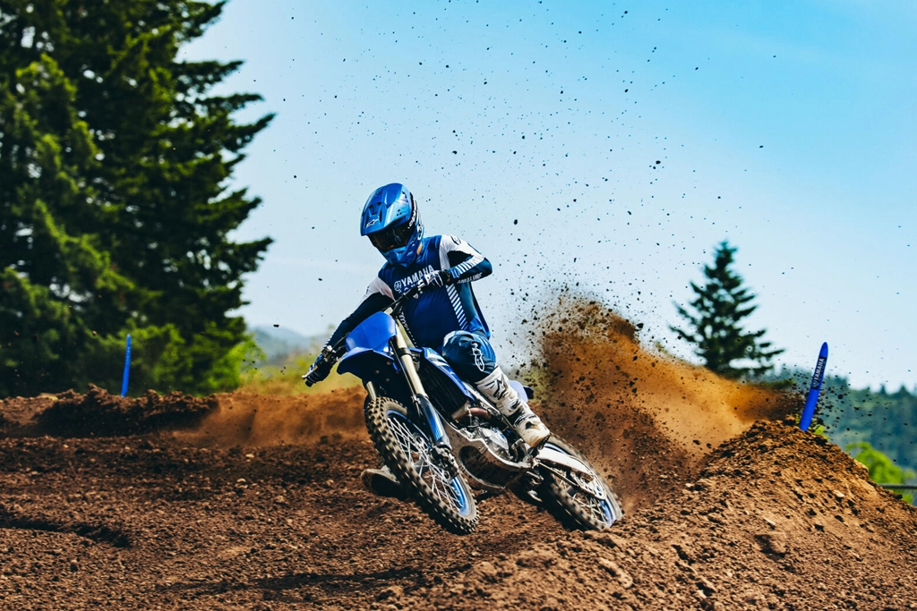 2025 YZ450F