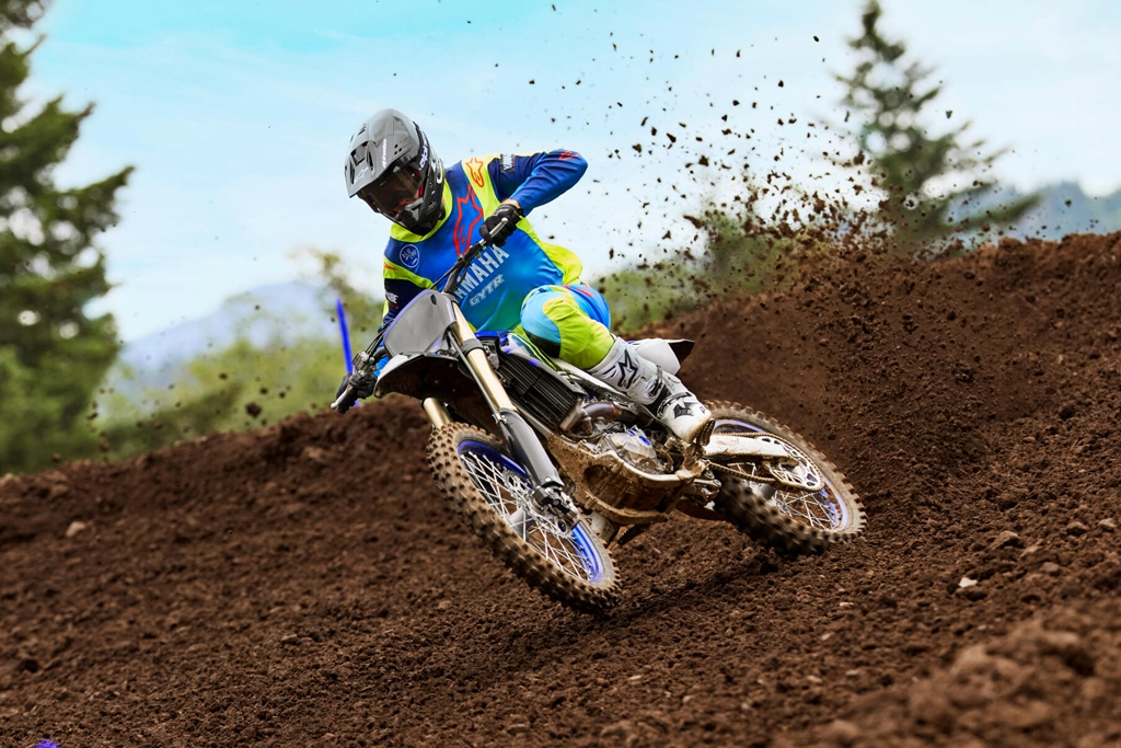 yamaha_yz450f_2025_monster_7_banner_2115340160.webp