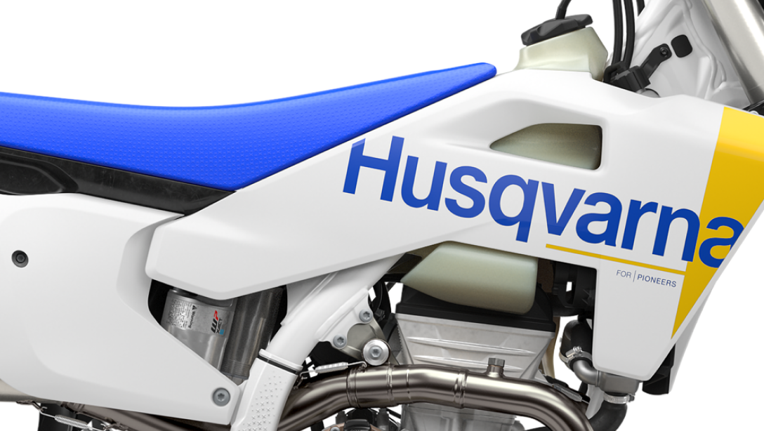 Détail du moteur 4 temps de la Husqvarna FE 350 2026
