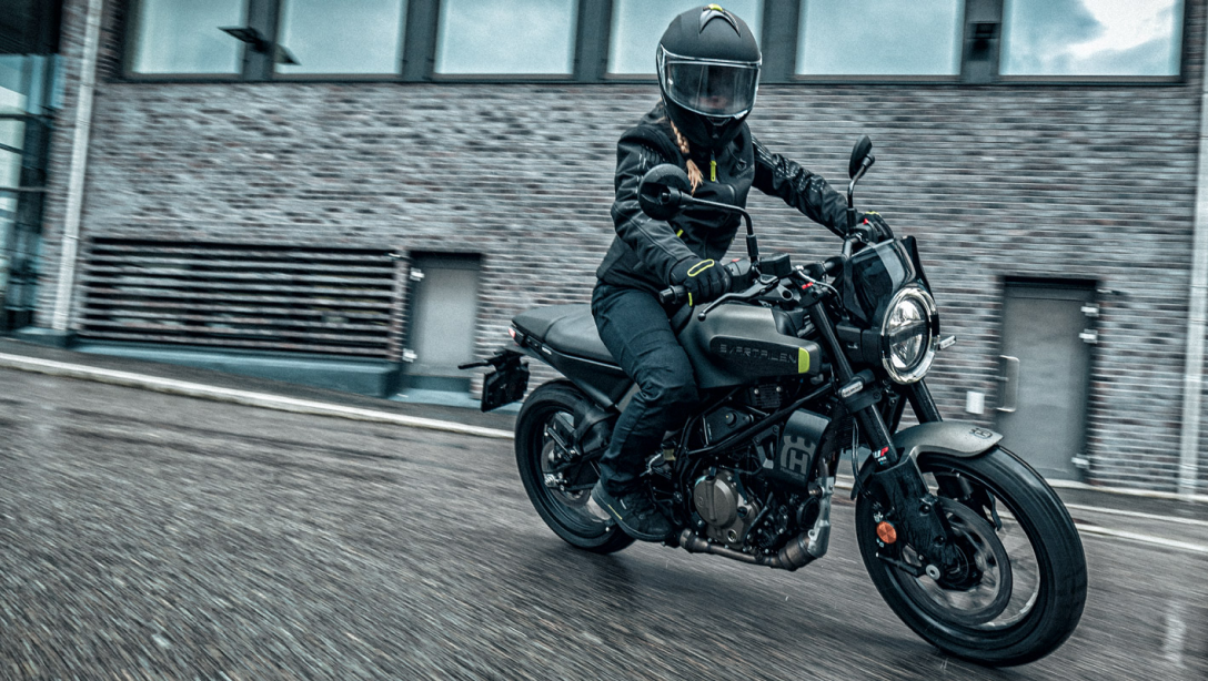  Svartpilen 125 2025 