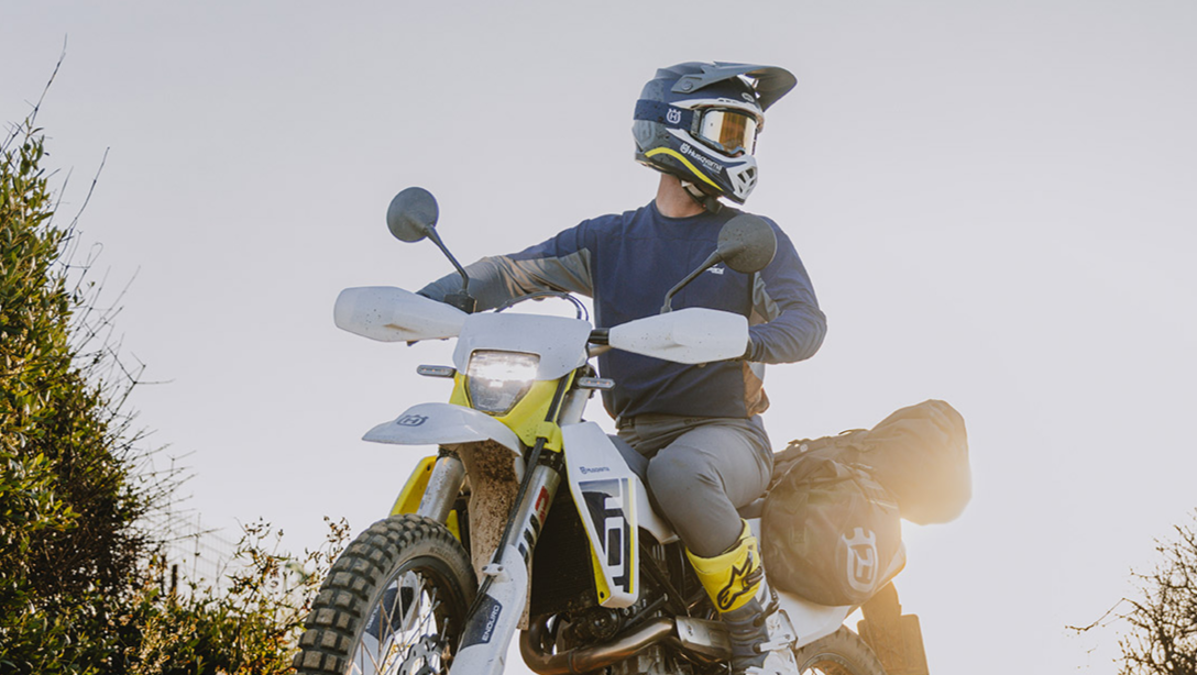 Design moderne de la Husqvarna 701 Enduro 2026