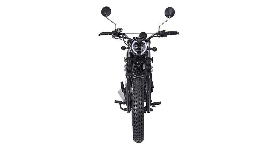 Mash Seventy 125 2026 vue avant sur fond urbain