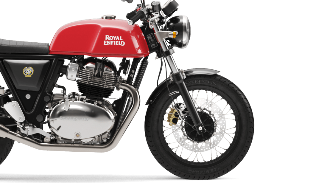 Royal Enfield Continental GT 650 2026 vue avant sur route
