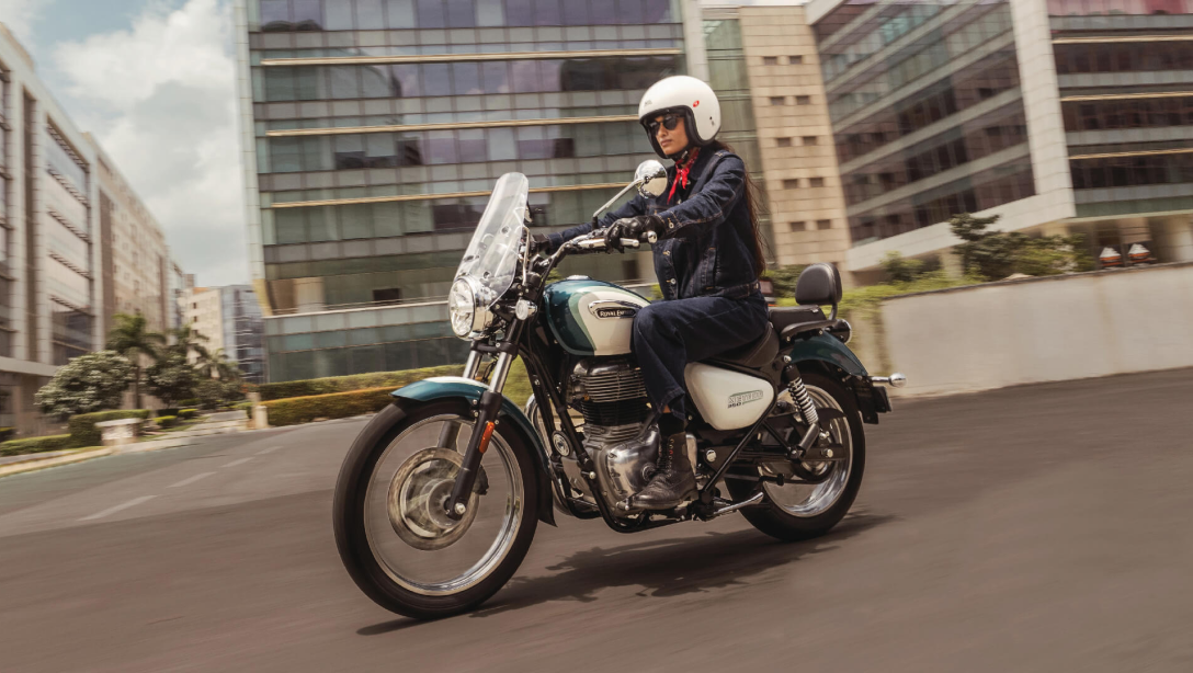 Tableau de bord digital de la Royal Enfield Meteor 350 2026