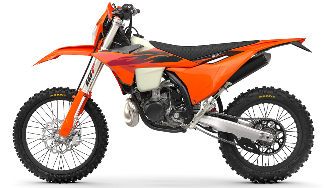 Vue latérale de la KTM 300 EXC 2026 sur fond sombre