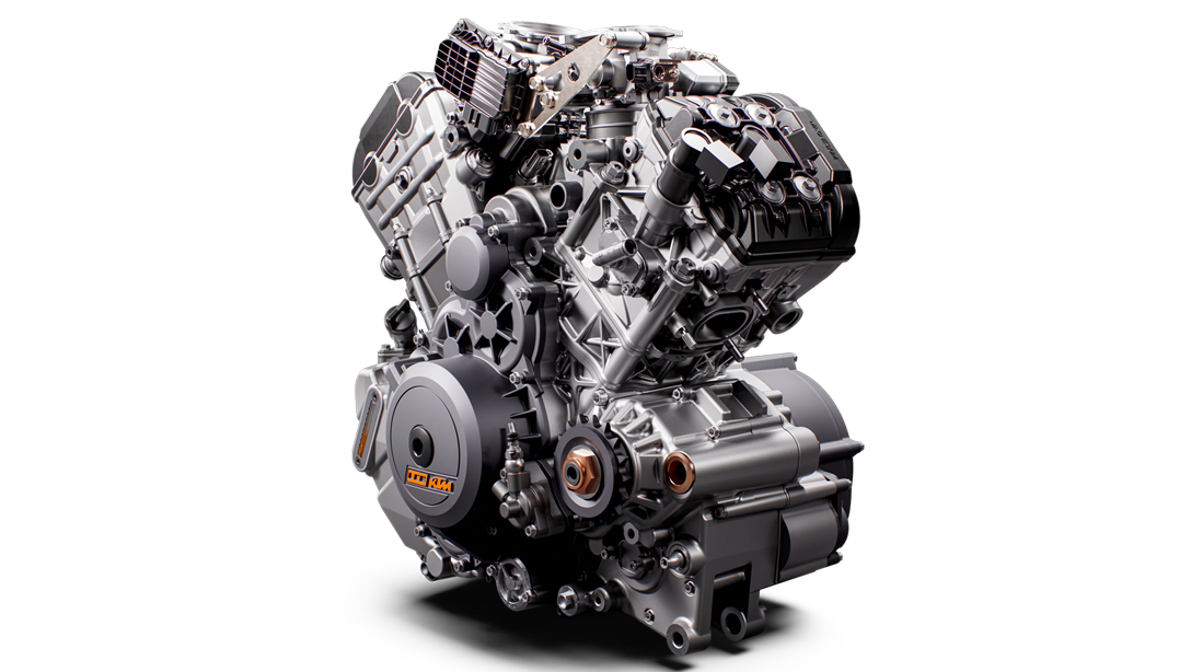 Vue arrière de la KTM 1290 Super Duke GT 2024 en dynamique