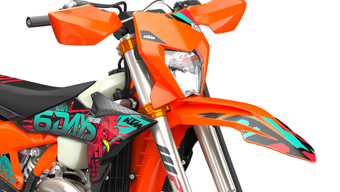 Détail du moteur de la KTM 300 EXC 6DAYS 2026