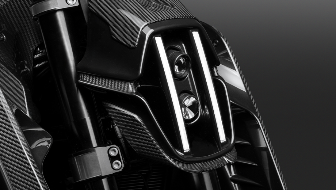 Selle et finitions premium de la KTM 2026 Brabus 1400 R Signature Edition