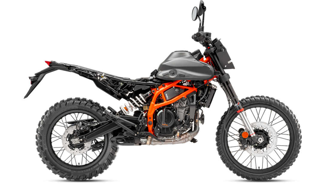 Vue latérale de la 2026 KTM 390 Enduro R sur piste tout-terrain
