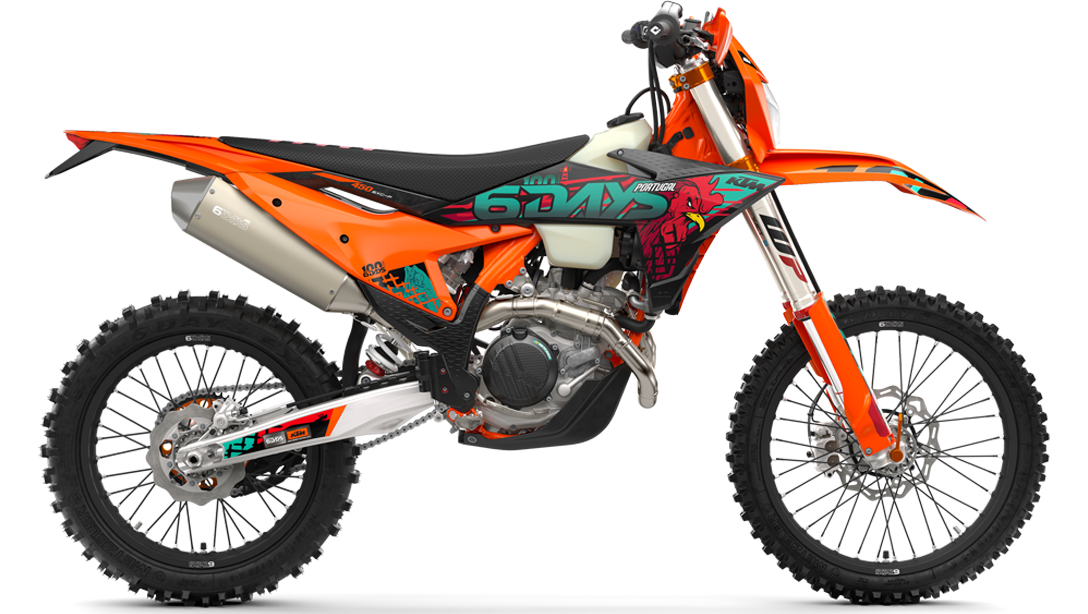 Vue avant de la KTM 450 EXC-F 6DAYS 2026 avec ses graphismes exclusifs