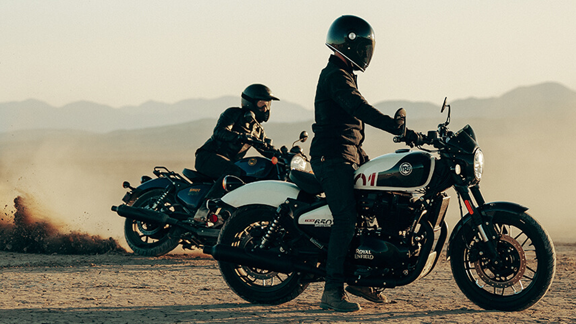 Royal Enfield Shotgun 650 2026 en action sur route, vue dynamique
