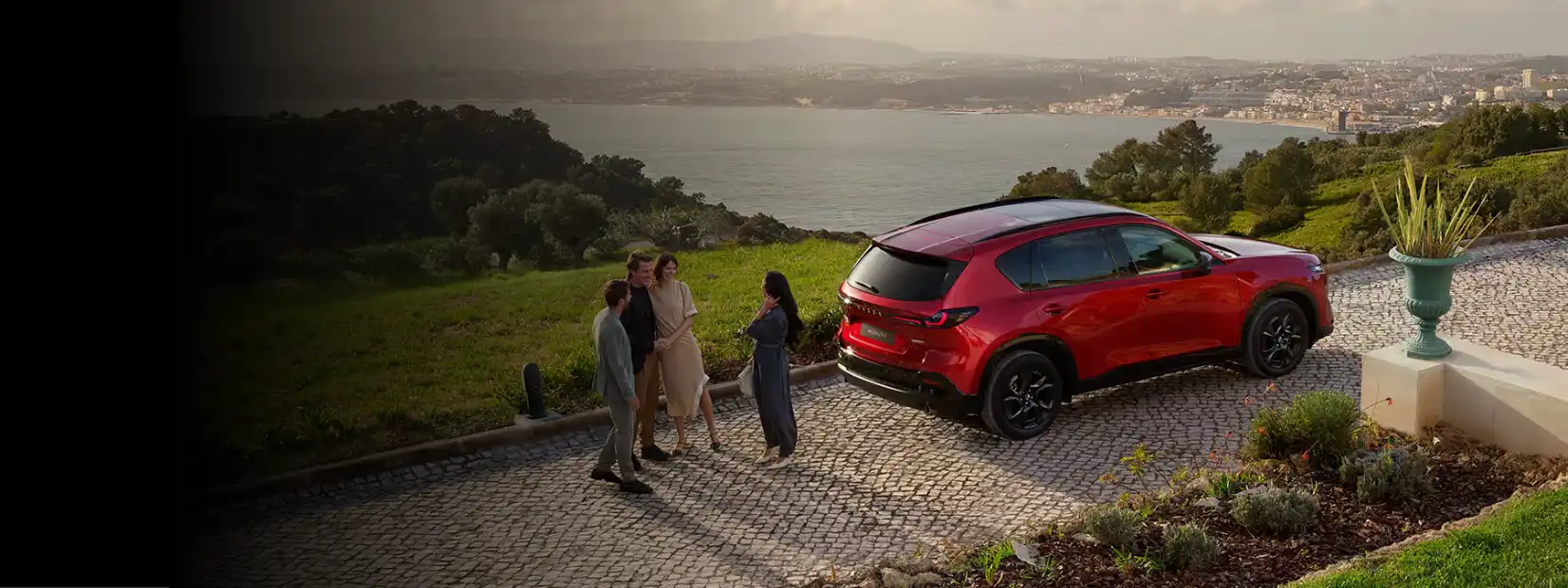 mazda_cx5_header_desk_757918645.webp