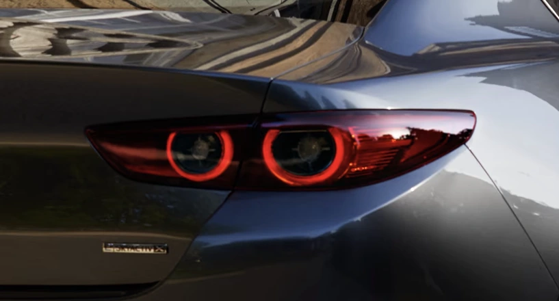 MAZDA 3 Chevalley - vue arriere
