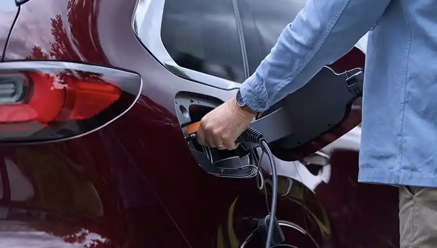 Motorisation hybride rechargeable de MAZDA-XC-80 à Genève