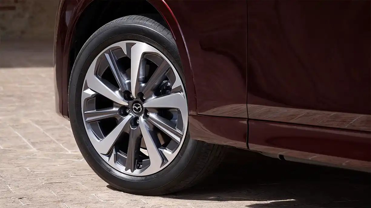jantes de la Mazda CX-80 Groupe Chevalley