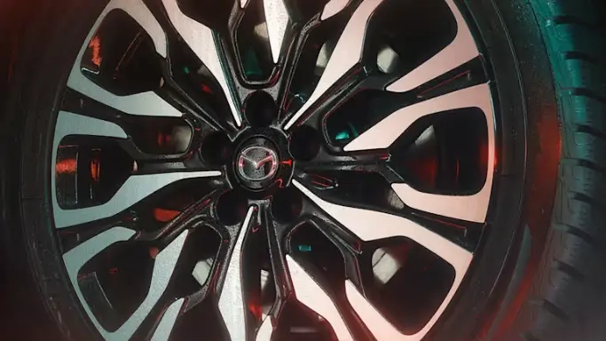 Tapis de coffre avec protection pour pare-chocs arrière Mazda