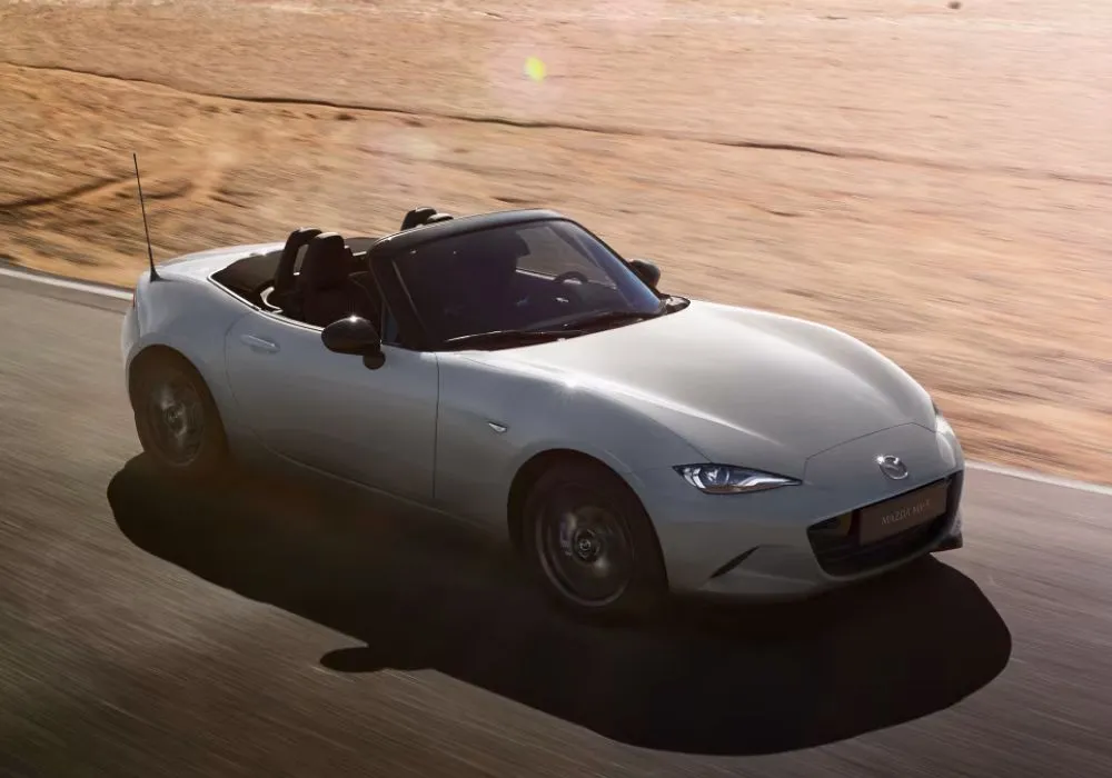 La Mazda MX-5 Roadster