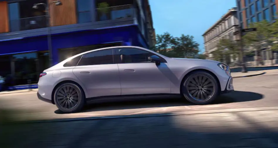 https://s3-sxb.aci-cloud.com/prod/mercedes-dw/metas/Design_sans_titre__75__20260521171238.webp