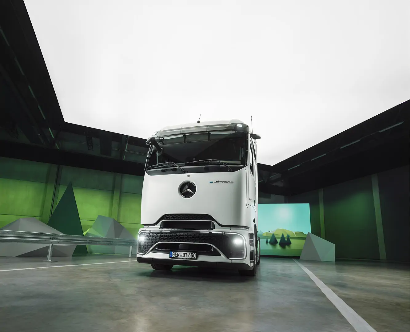 Mercedes De Willermin - Eactros vue avant detail