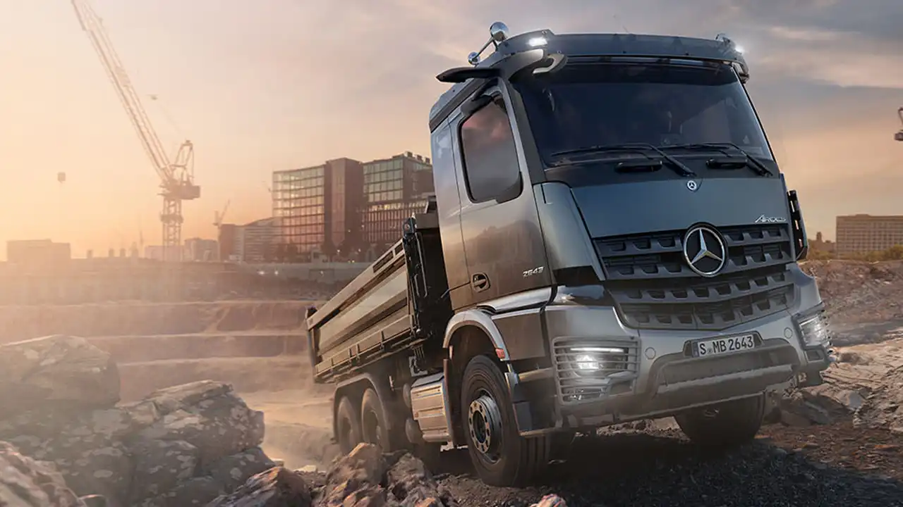 Mercedes De Willermin - Arocs robuste et fonctionnel