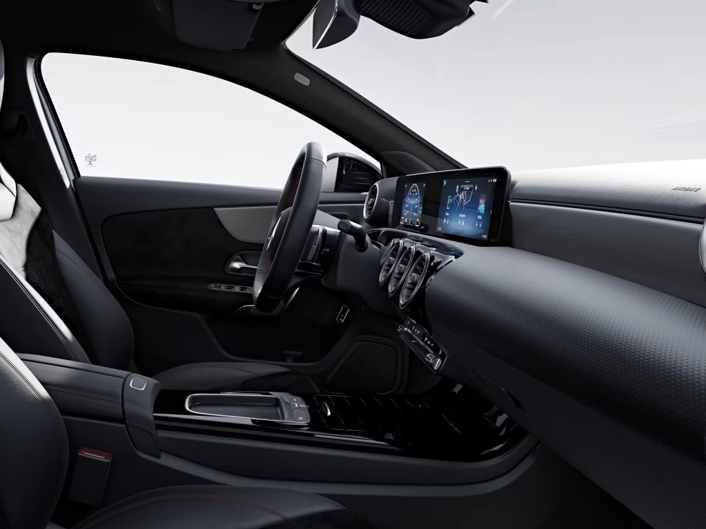 Mercedes De Willermin - Classe A Technologies