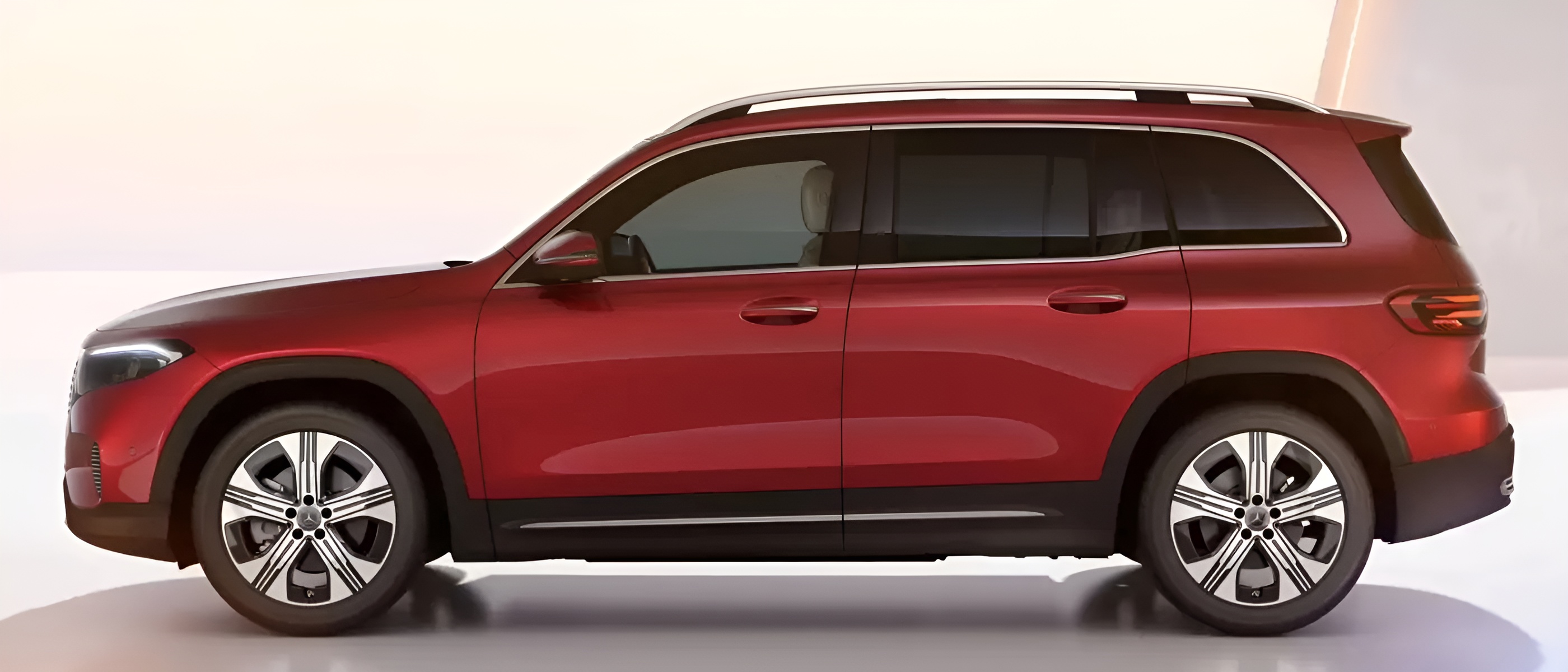 Banniere Mercedes-Benz EQB