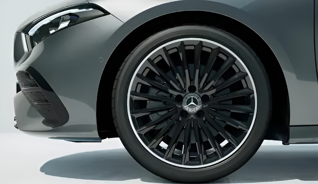 Mercedes-EMB - Classe A compact - Vue jante