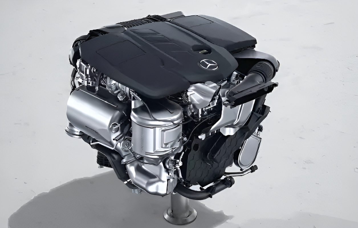 Mercedes-EMB - Classe C break - Vue moteur