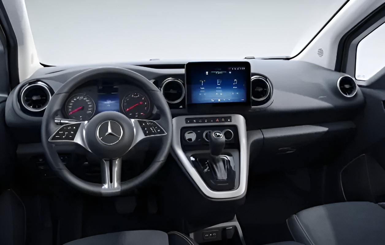Mercedes-EMB - Classe T - Vue poste de conduite