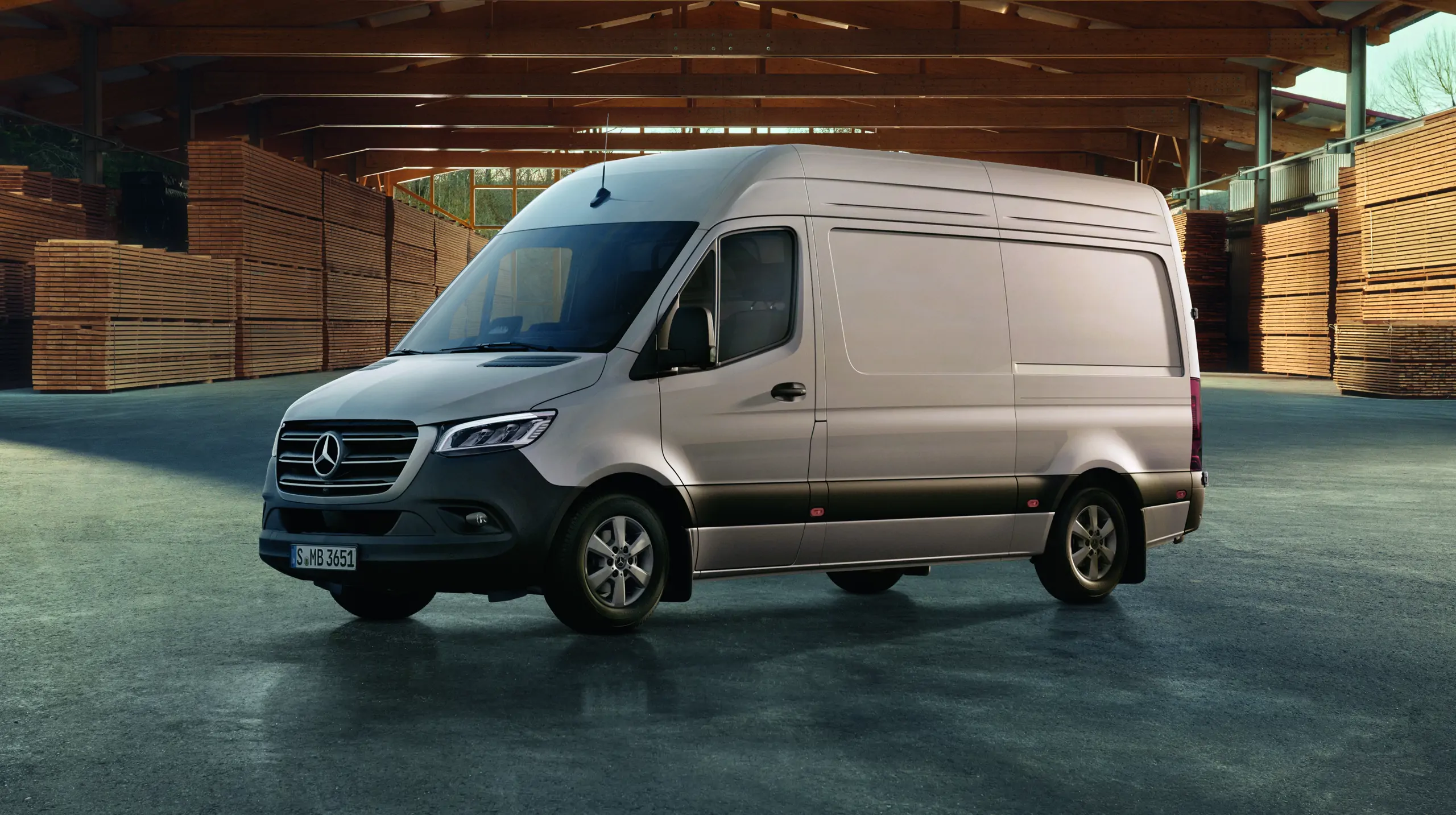 Bénéficiez de l'offre Sprinter Mercedes-Benz dès 379€ HT/mois