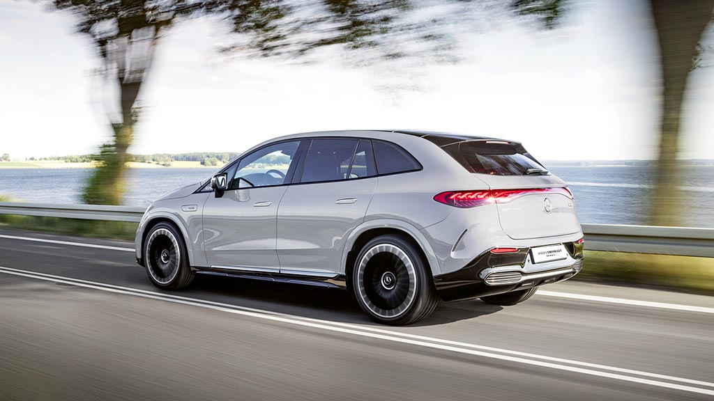Mercedes Huillier - Concession  EQE SUV