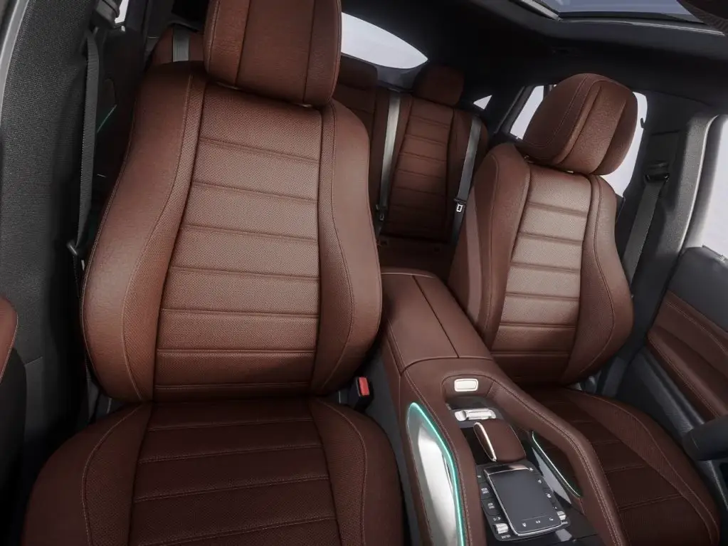 Mercedes Huillier - GLE coupe onglet design