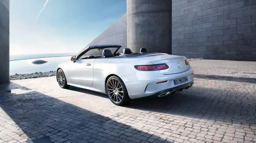 Mercedes Huillier - Concession Classe e cabriolet