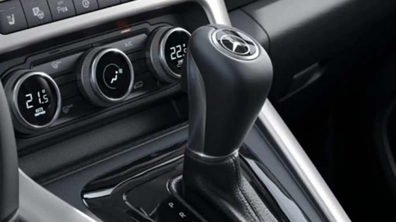 Mercedes Huillier -Classe T onglet design