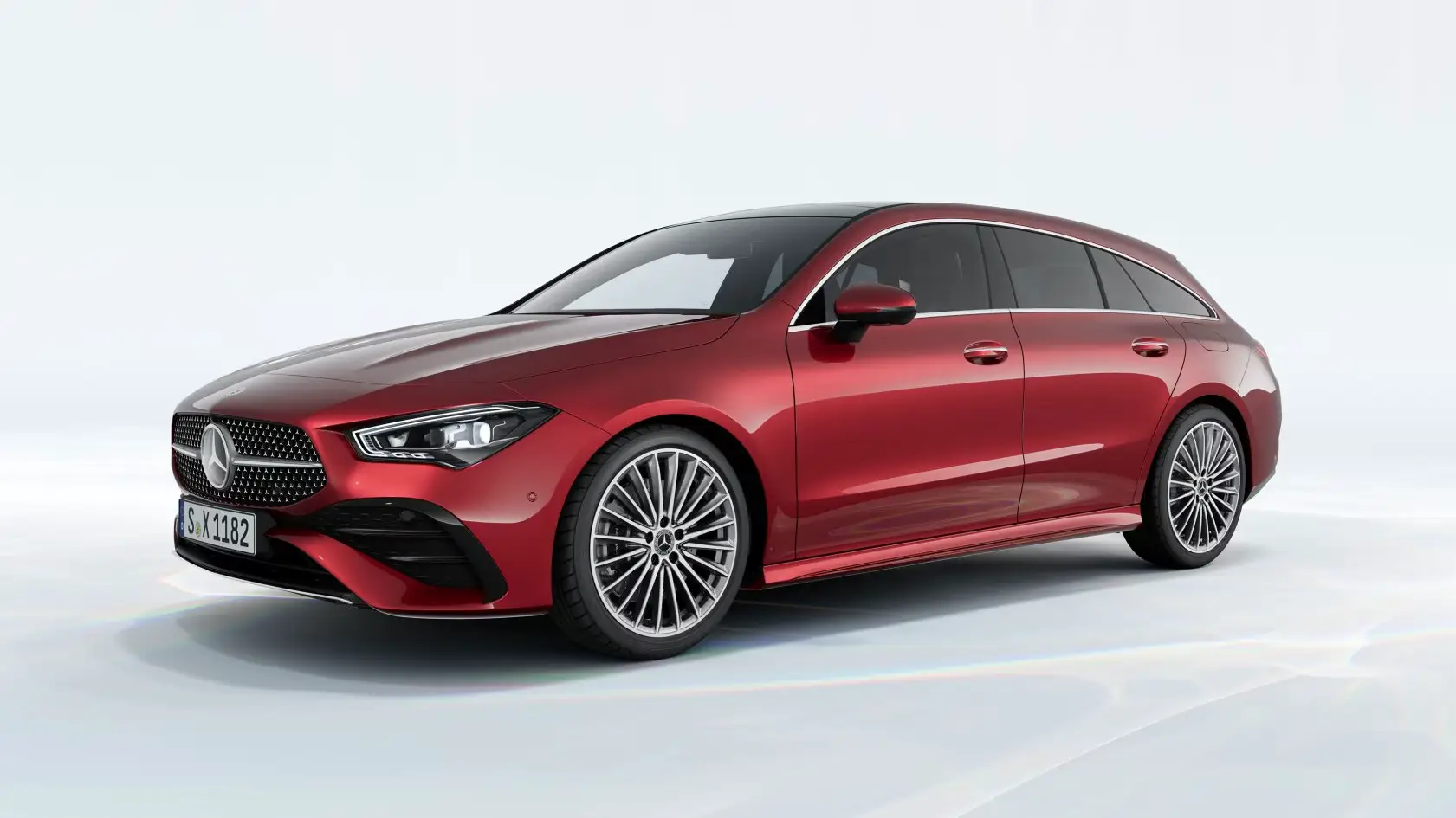 Mercedes Huillier - CLA Shooting Brake Coupé onglet motorisation