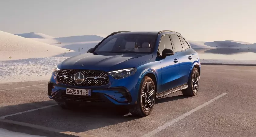 Mercedes Huillier - Rent GLC