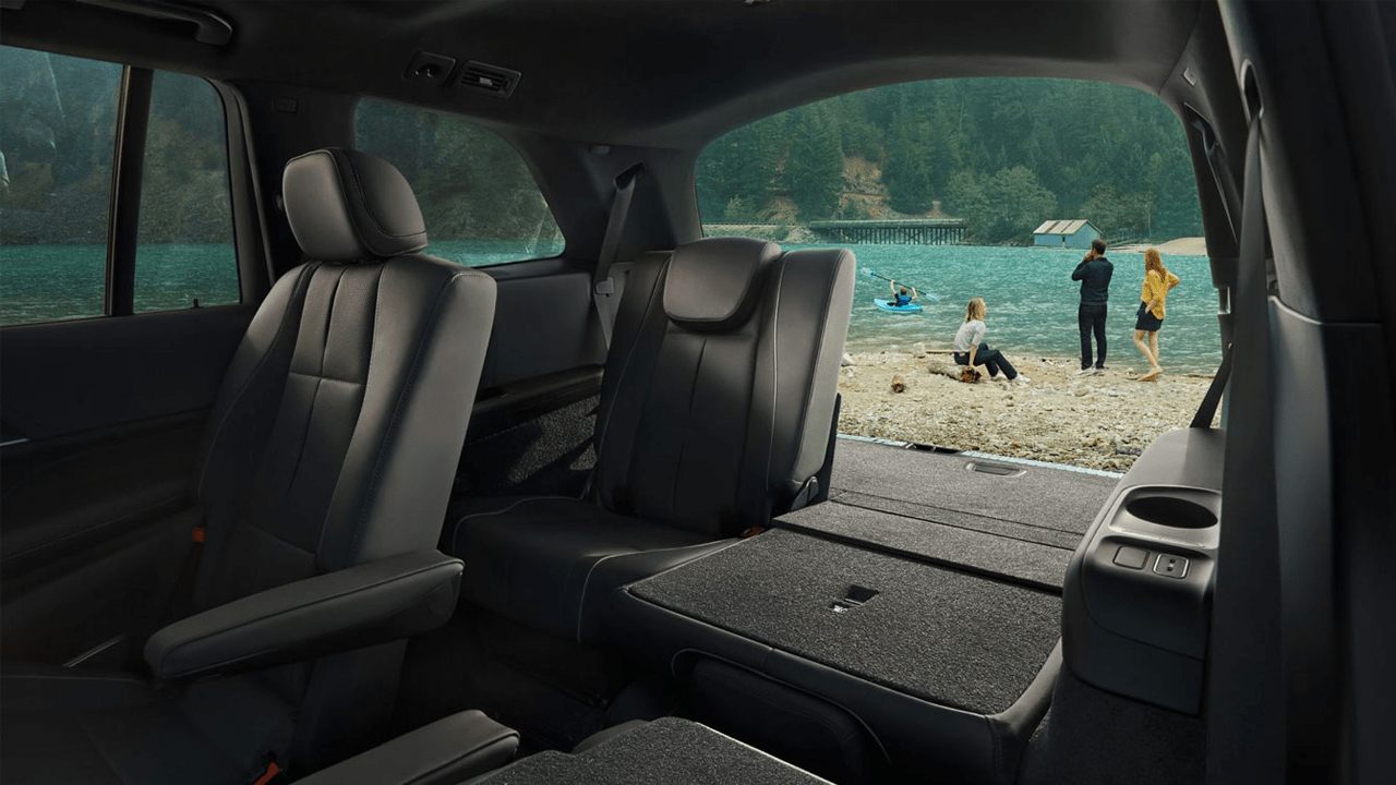 Vue habitacle arrière du Mercedes GLS
