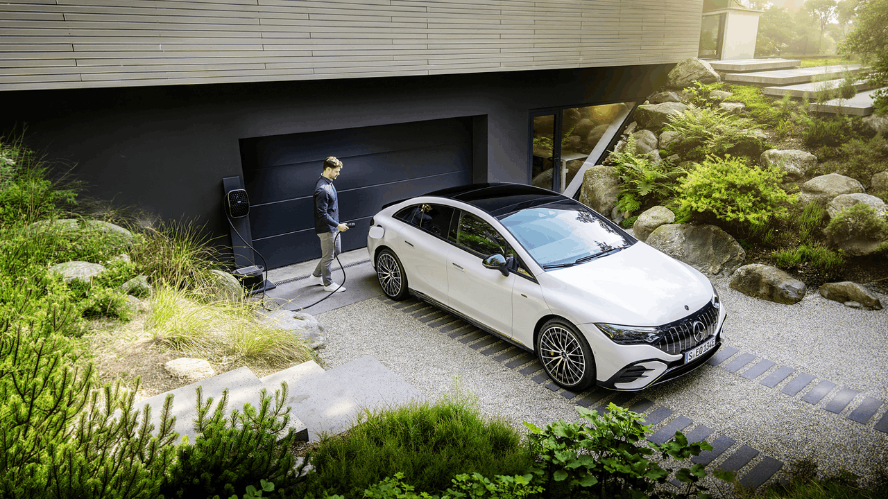 Mercedes EQE