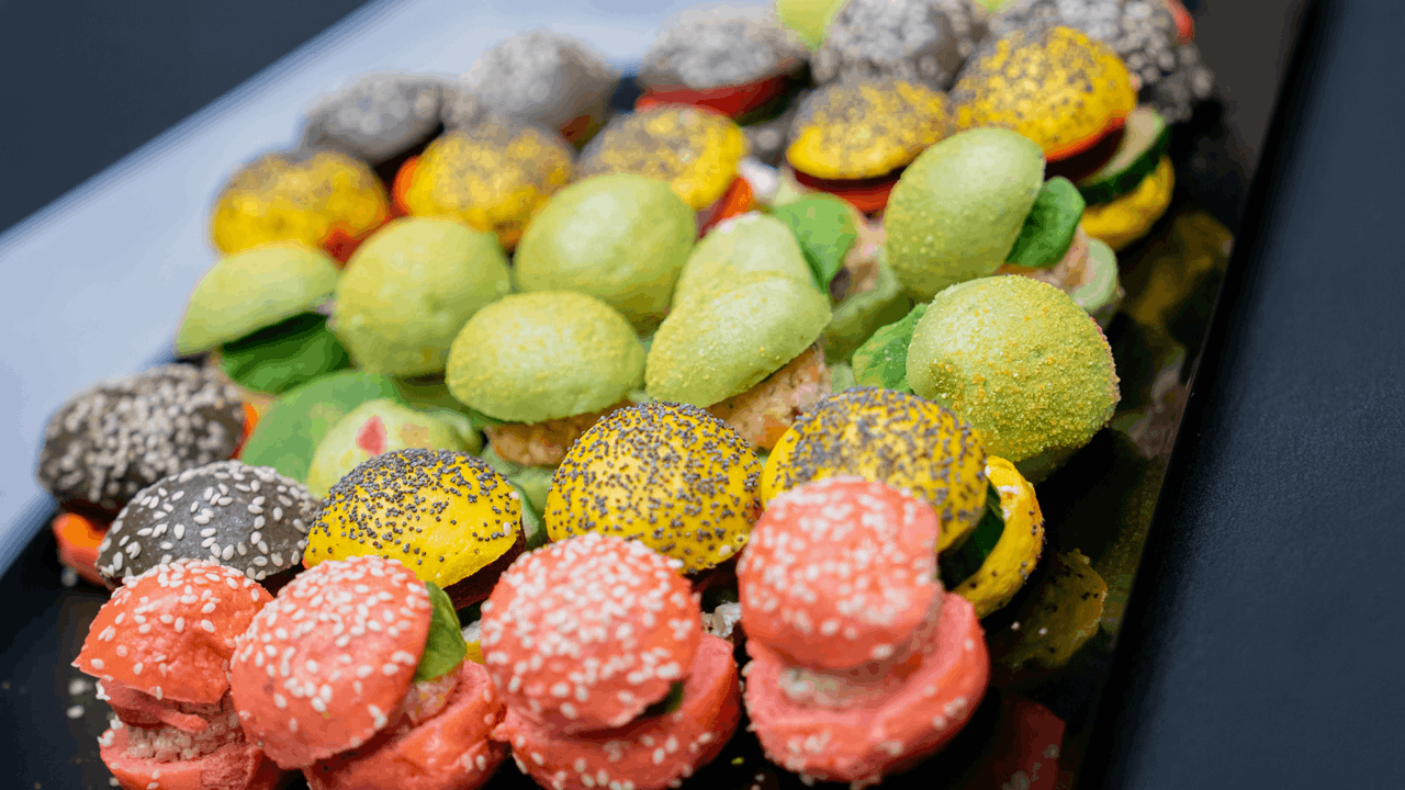 Buffet lors des Soirées Coulisses Mercedes-Benz Kroely