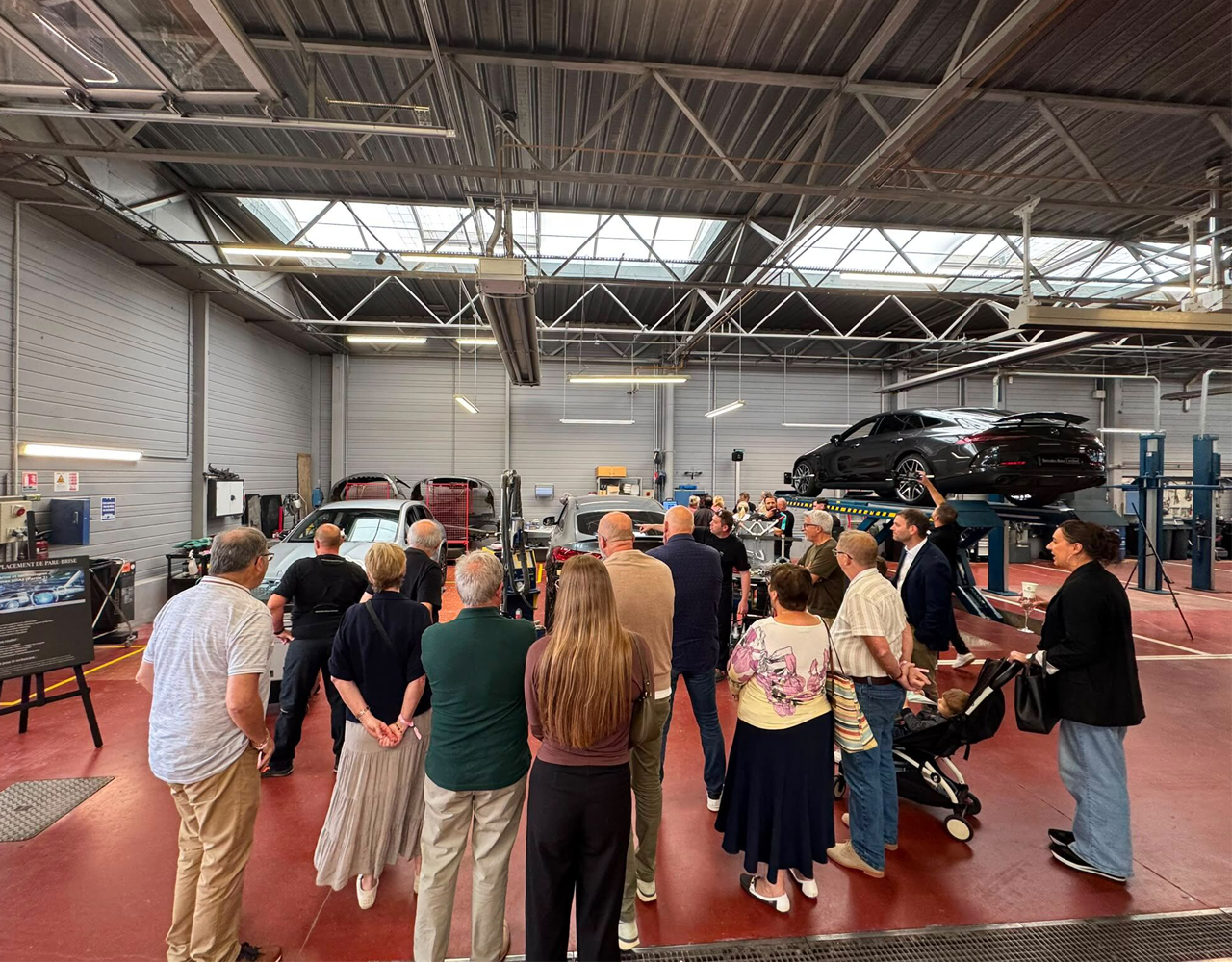 Atelier de la concession Mercedes-Benz Kroely Épinal