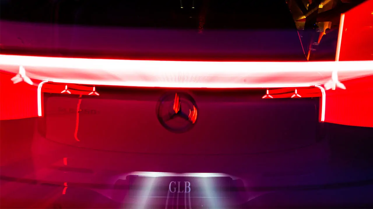 Mercedes GLB Kroely